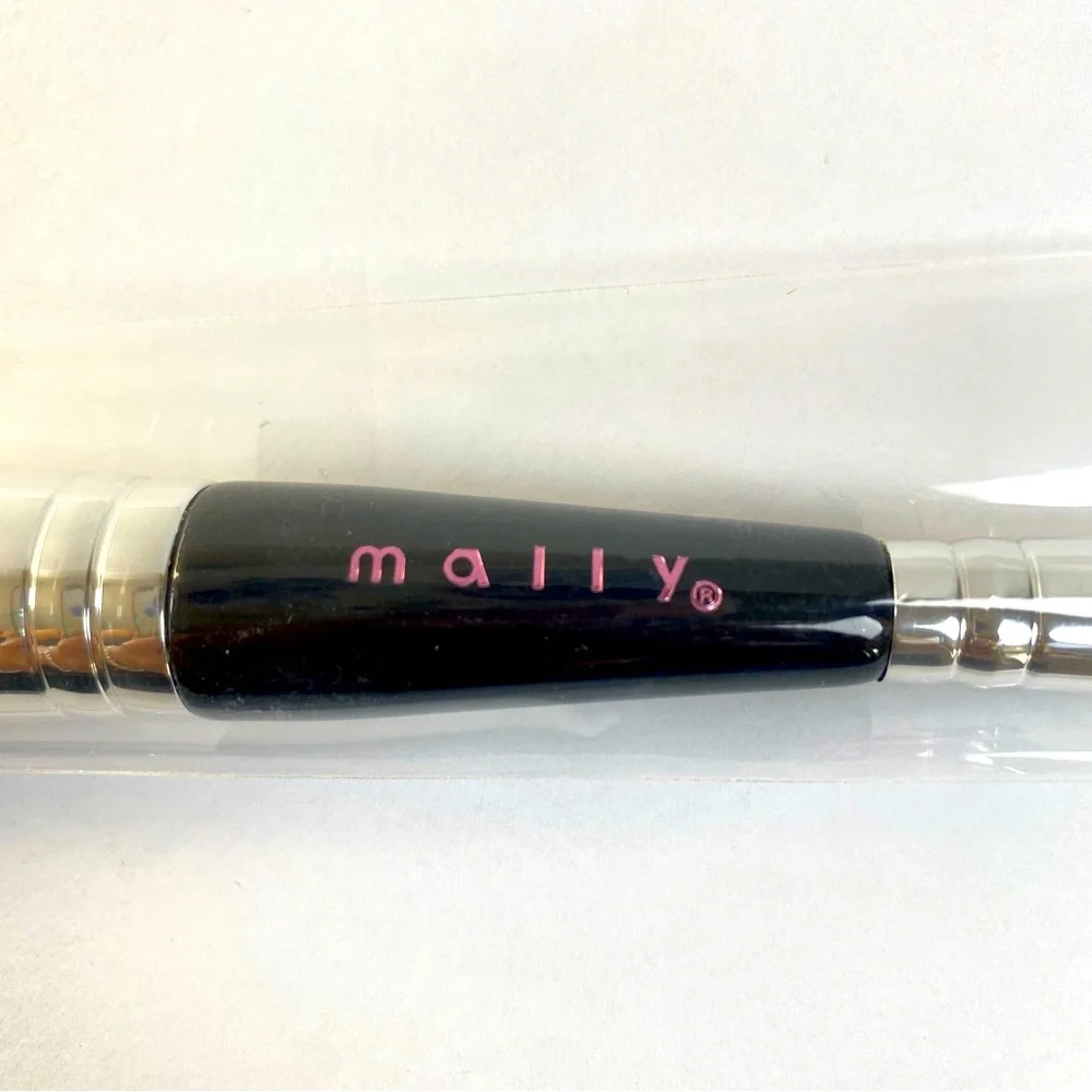 Mally Beauty Double Ended Make Up Brush Cheeks and Eyes New in Box